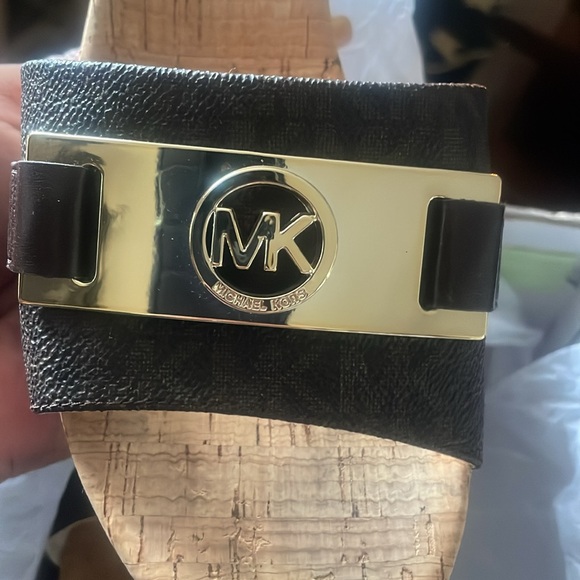 Michael kors Warren platform brown logo slides . - Picture 5 of 6